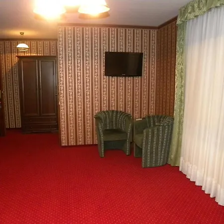 Hotel Mazurski Dworek 3*