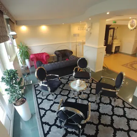 Mazurski Dworek 3* Mikołajki